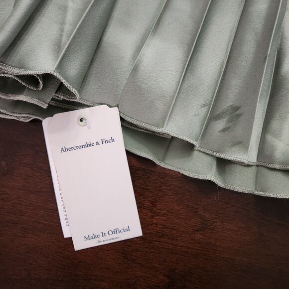 NWT Abercrombie & Fitch Giselle Pleated Cutout Maxi Dress Size XL Petite - Picture 2 of 6